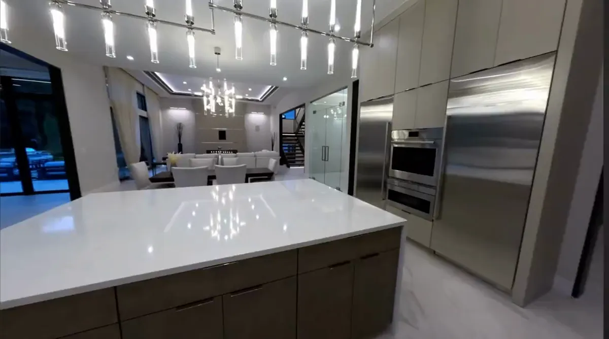Chef's kitchen